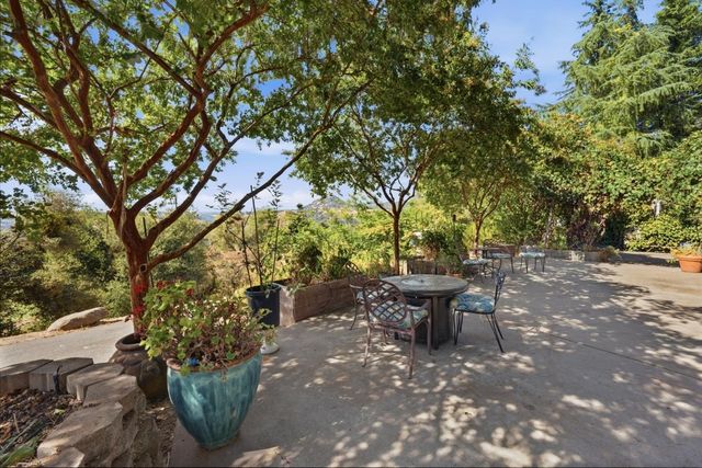 8857 Miwok Trl, Mokelumne Hill, CA 95245