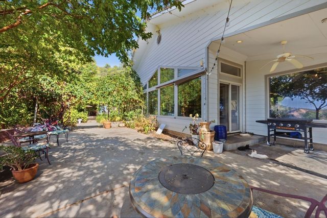 8857 Miwok Trl, Mokelumne Hill, CA 95245