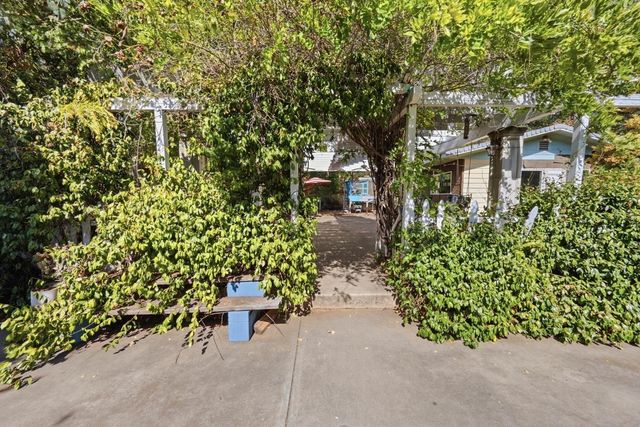 8857 Miwok Trl, Mokelumne Hill, CA 95245