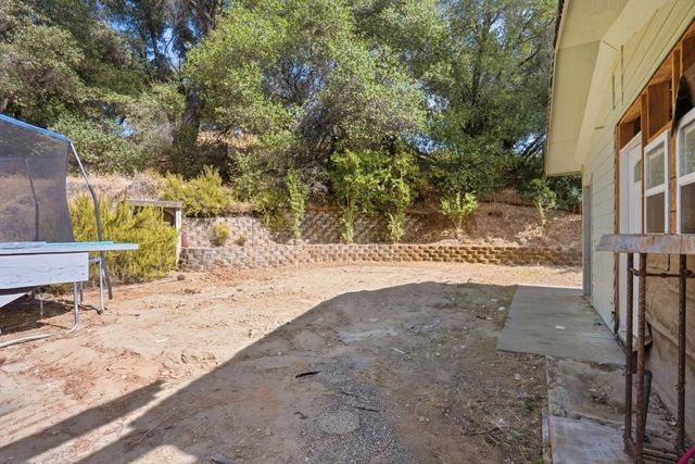 8857 Miwok Trl, Mokelumne Hill, CA 95245