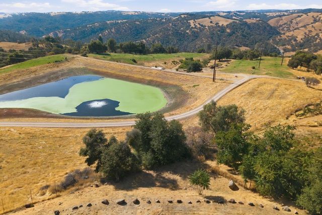 8857 Miwok Trl, Mokelumne Hill, CA 95245