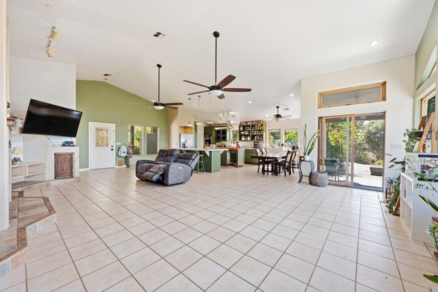 8857 Miwok Trl, Mokelumne Hill, CA 95245