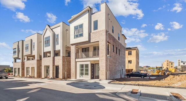 11466 E Briarwood Circle, Centennial, CO 80112