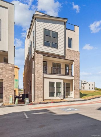 11466 E Briarwood Circle, Centennial, CO 80112