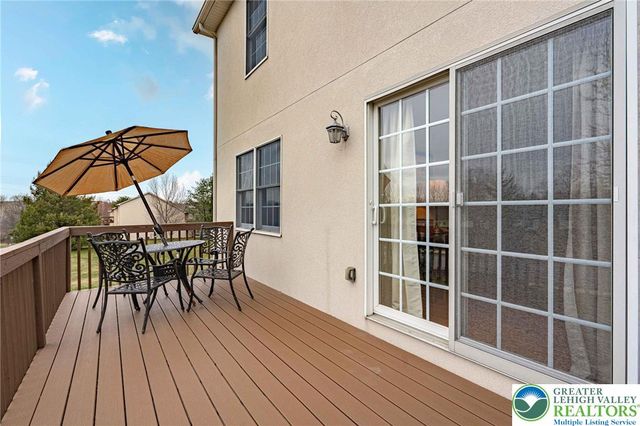 15 Holly Court, Easton, PA 18040