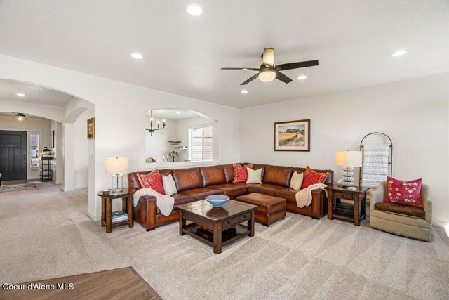 5830 W Bettis CT, Rathdrum, ID 83858