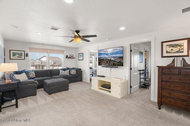 5830 W Bettis CT, Rathdrum, ID 83858