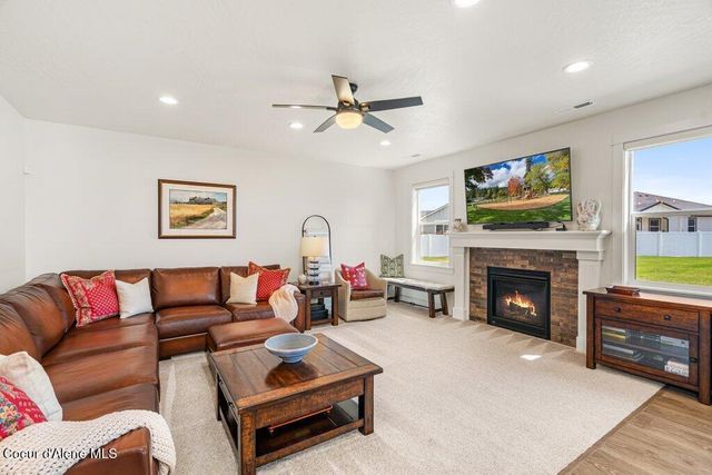 5830 W Bettis CT, Rathdrum, ID 83858
