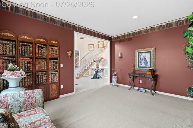 2955 Ivy Hill Drive, Commerce Charter Township, MI 48382