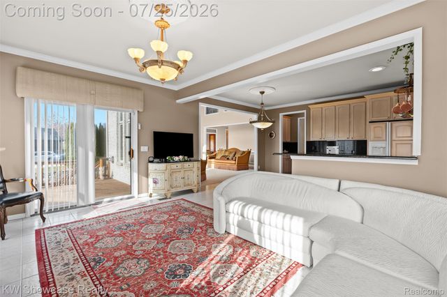 2955 Ivy Hill Drive, Commerce Charter Township, MI 48382