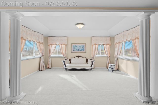 2955 Ivy Hill Drive, Commerce Charter Township, MI 48382