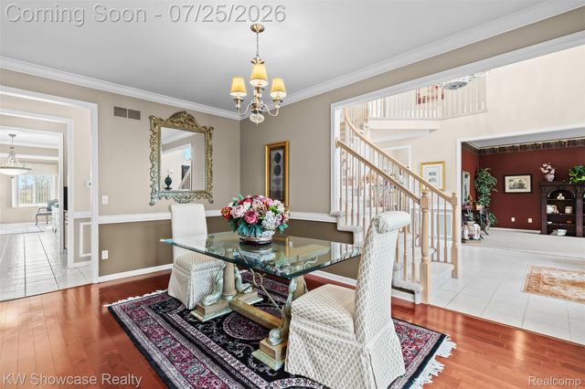 2955 Ivy Hill Drive, Commerce Charter Township, MI 48382