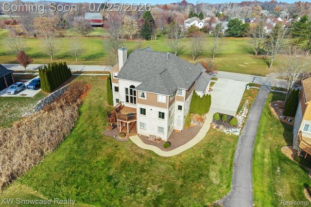 2955 Ivy Hill Drive, Commerce Charter Township, MI 48382