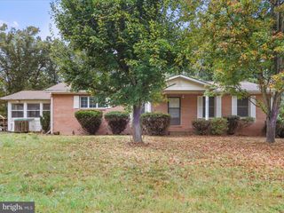 178 FOSSIL LN, Delray, WV 26714