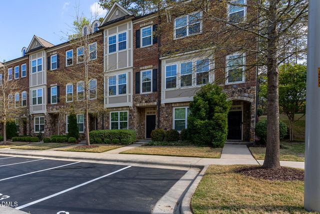 821 Bankston Woods Way, Raleigh, NC 27609