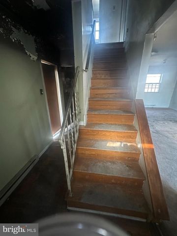 8 MT CALVARY LN, Mullica Hill, NJ 08062