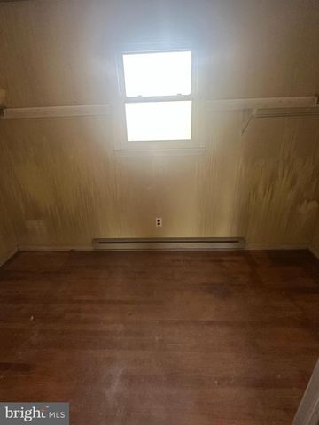 8 MT CALVARY LN, Mullica Hill, NJ 08062