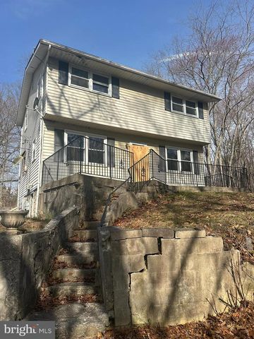 8 MT CALVARY LN, Mullica Hill, NJ 08062