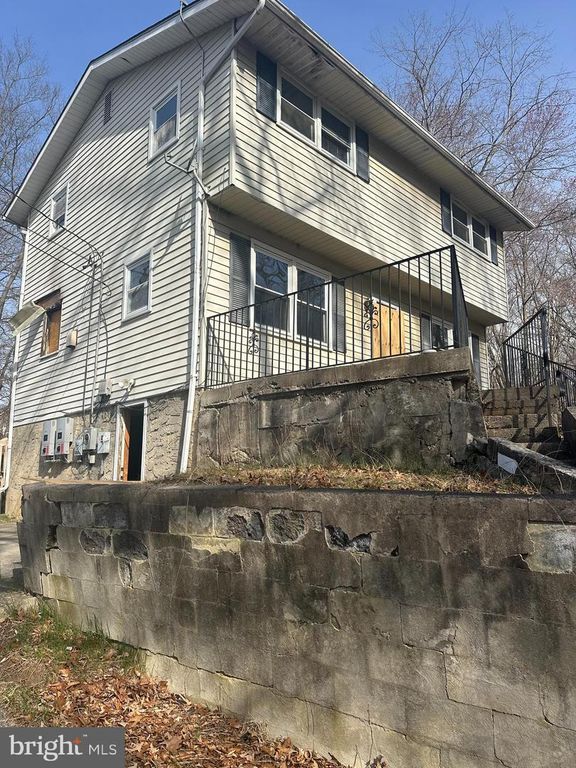 8 MT CALVARY LN, Mullica Hill, NJ 08062