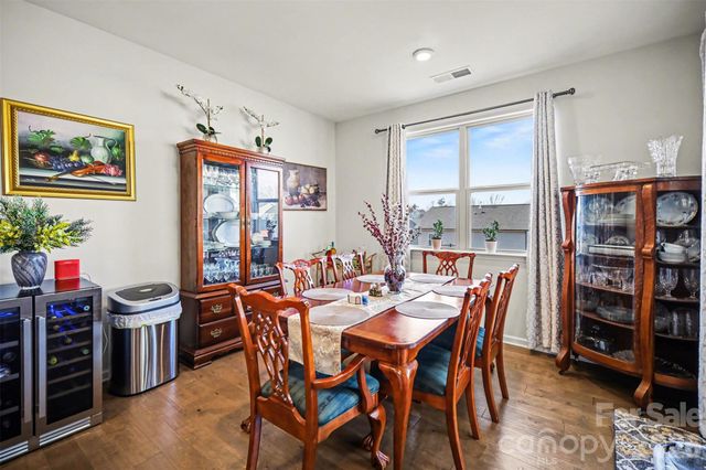 15200 Autumn Sage Drive, Charlotte, NC 28278