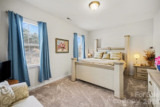 15200 Autumn Sage Drive, Charlotte, NC 28278