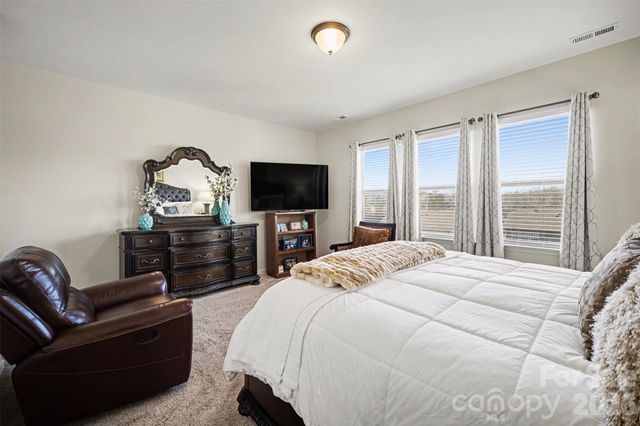 15200 Autumn Sage Drive, Charlotte, NC 28278