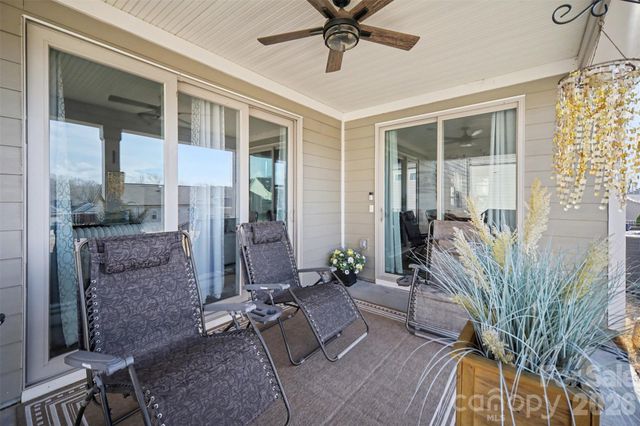 15200 Autumn Sage Drive, Charlotte, NC 28278