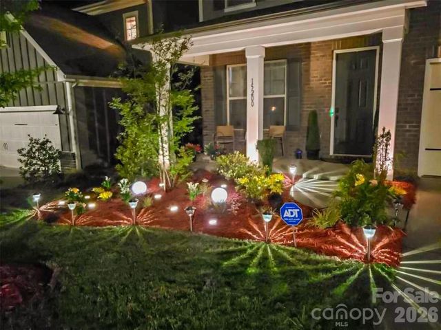 15200 Autumn Sage Drive, Charlotte, NC 28278