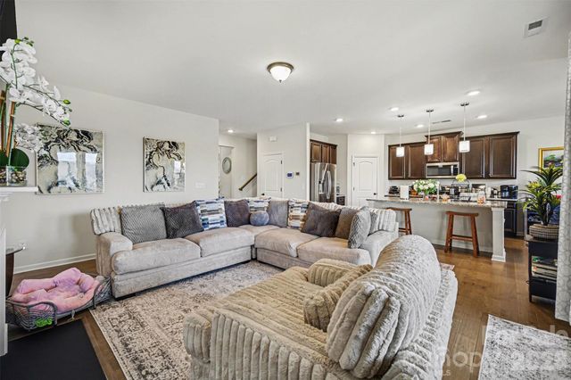 15200 Autumn Sage Drive, Charlotte, NC 28278