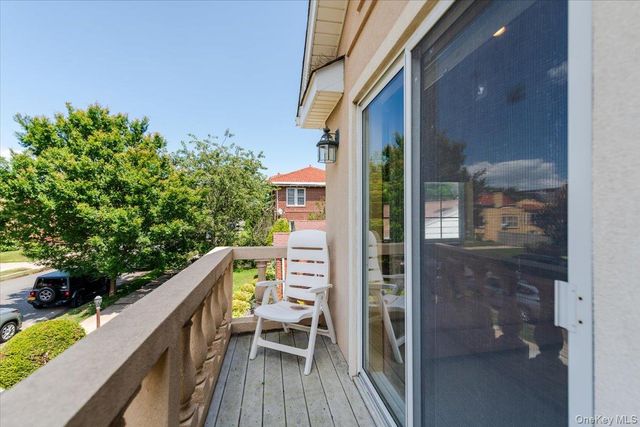 40 E Penn Street, Long Beach, NY 11561