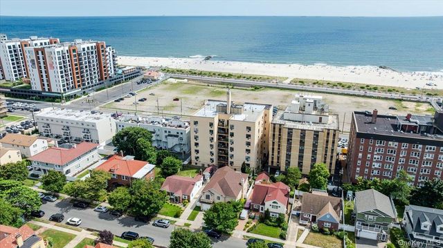 40 E Penn Street, Long Beach, NY 11561