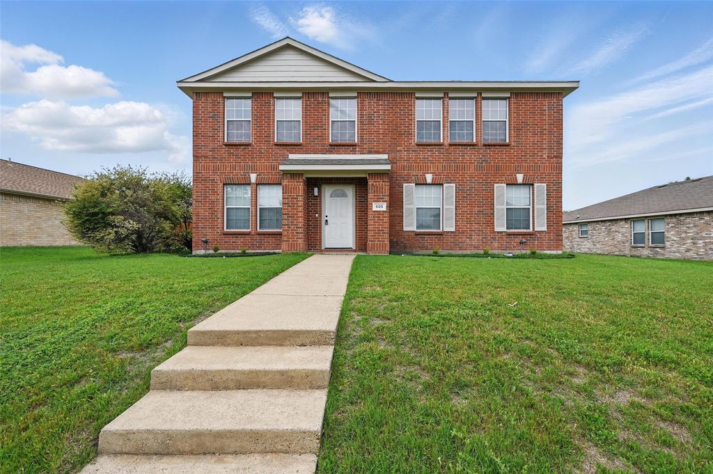 605 Jewelflower Drive, Desoto, TX 75115