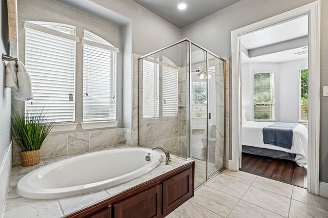 307 Ridgewood Drive, Lewisville, TX 75067