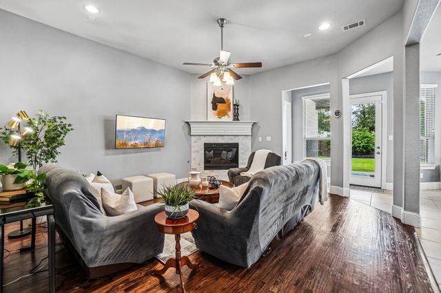 307 Ridgewood Drive, Lewisville, TX 75067