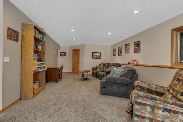 10927 287th Avenue NW, Zimmerman, MN 55398