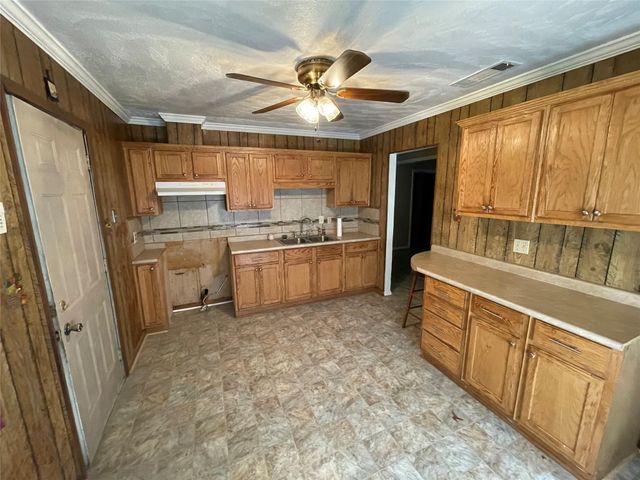 7713 Gideon Street, Shreveport, LA 71106