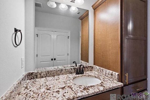 560 S Ida Ave, Gonzales, LA 70737