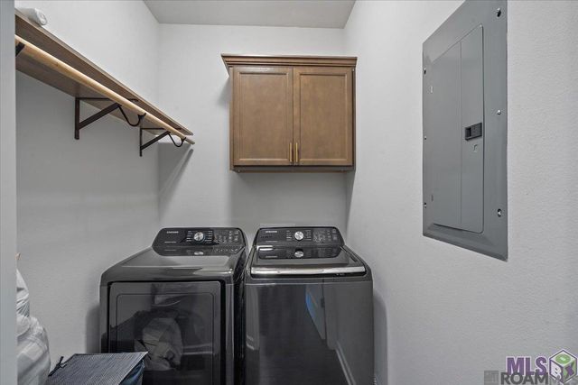 560 S Ida Ave, Gonzales, LA 70737