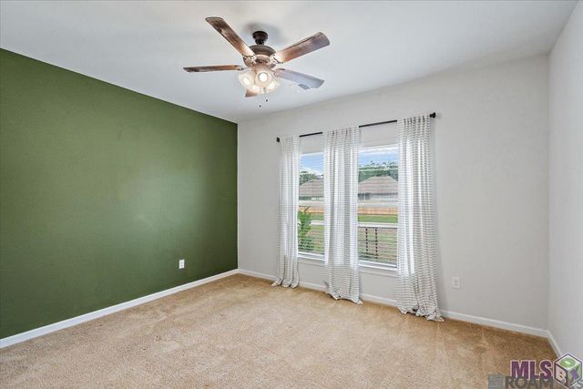 560 S Ida Ave, Gonzales, LA 70737