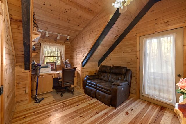 100 Stanley Creek Xing, Cherry Log, GA 30522