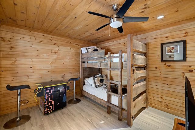 100 Stanley Creek Xing, Cherry Log, GA 30522