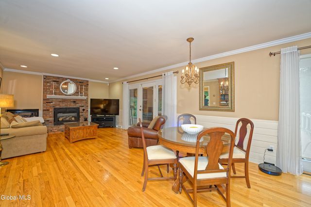 10 Birch Hill Road, Albany, NY 12211