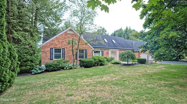 10 Birch Hill Road, Albany, NY 12211