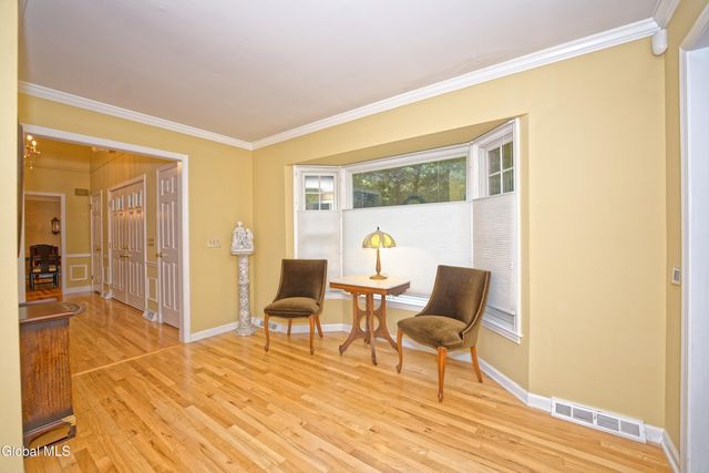 10 Birch Hill Road, Albany, NY 12211