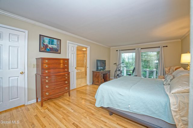 10 Birch Hill Road, Albany, NY 12211