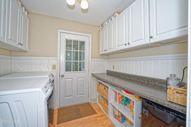 10 Birch Hill Road, Albany, NY 12211