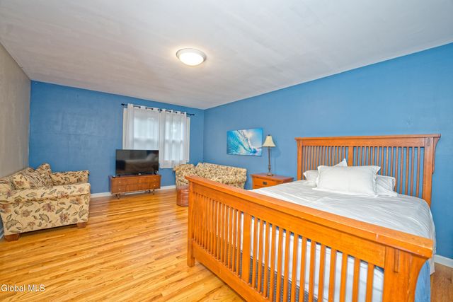 10 Birch Hill Road, Albany, NY 12211