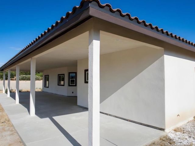 1805 W Columbia Way, Lancaster, CA 93534