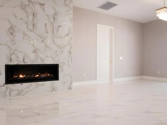 1805 W Columbia Way, Lancaster, CA 93534