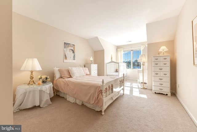 1312 CHESTNUT RIDGE DR, State College, PA 16803